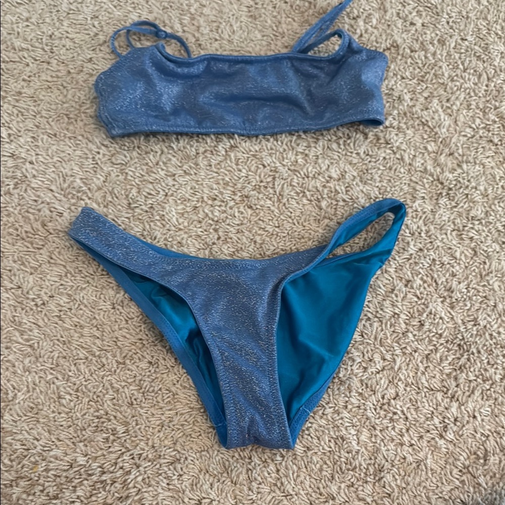Triangl Bikini Set